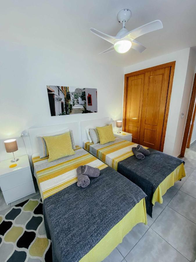Stunning 2 Bedroom Apartment With Pool View Аліканте Екстер'єр фото
